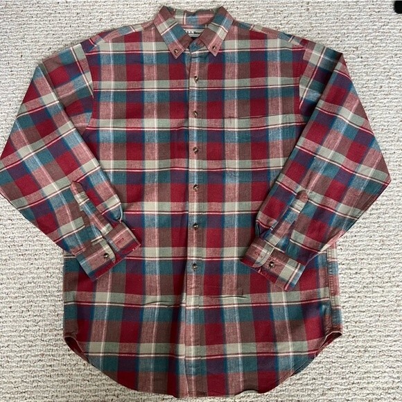 Vintage L.L. Bean linen button down - Picture 3 of 9